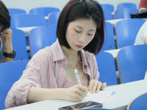 27178ac7c4034df3a6095c48d2272358.png 图片2.png